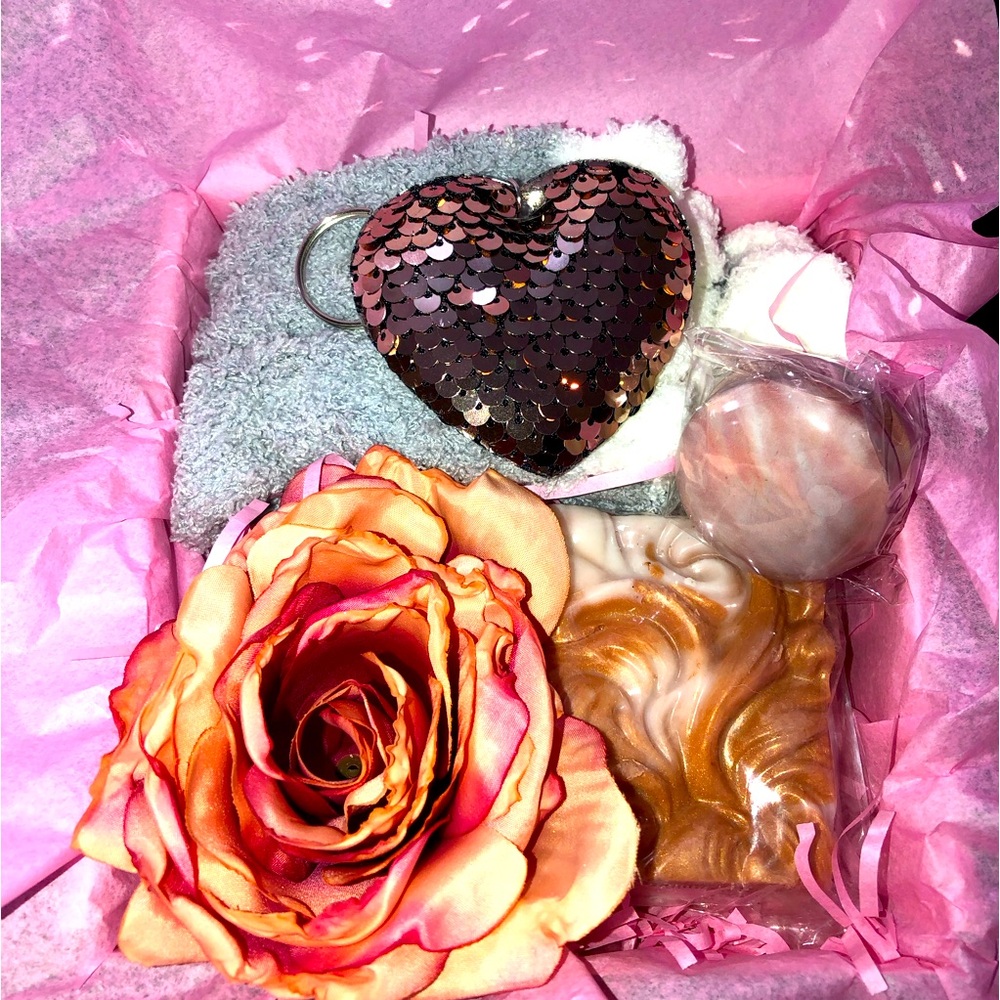Womens Spa Set Handmade Goats Milk Soap  ~ Vanilla Bean Scent ~ Small Gi…